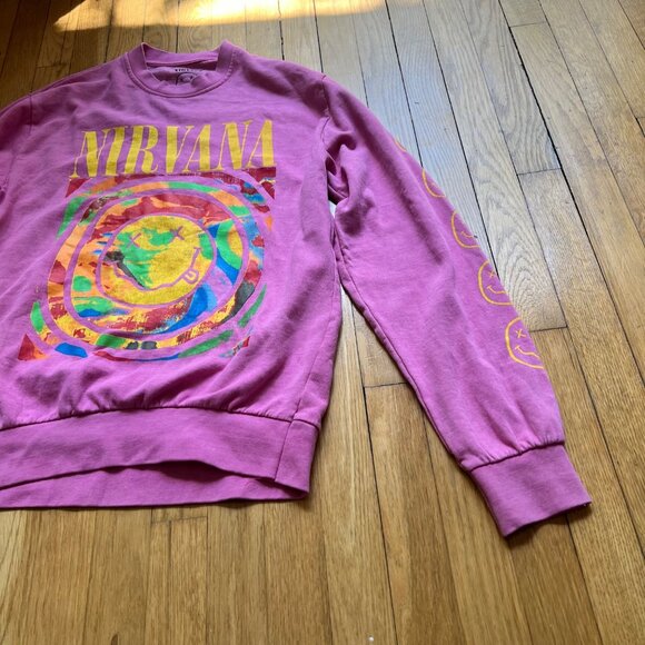Nirvana Size M Pink Pullover Long Sleeve Crew Neck Sweatshirt - Picture 6 of 10
